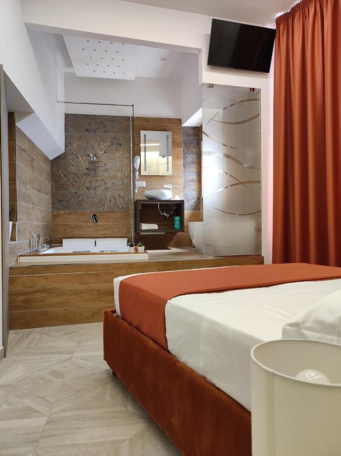 Twin Towers Luxury * Napoli