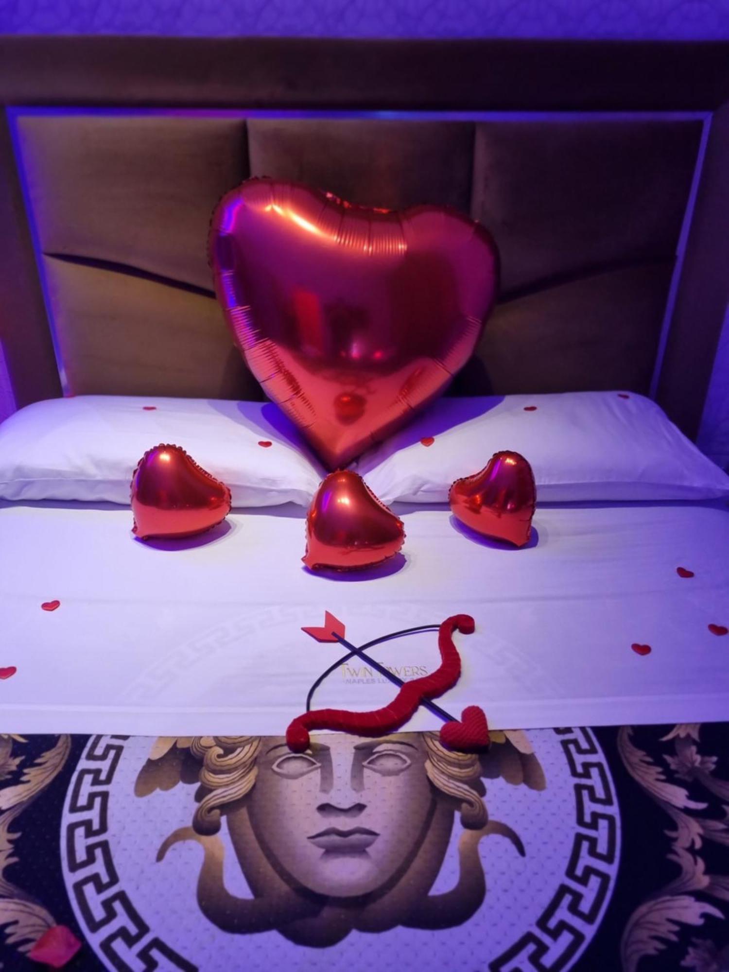 Twin Towers Luxury * Napoli