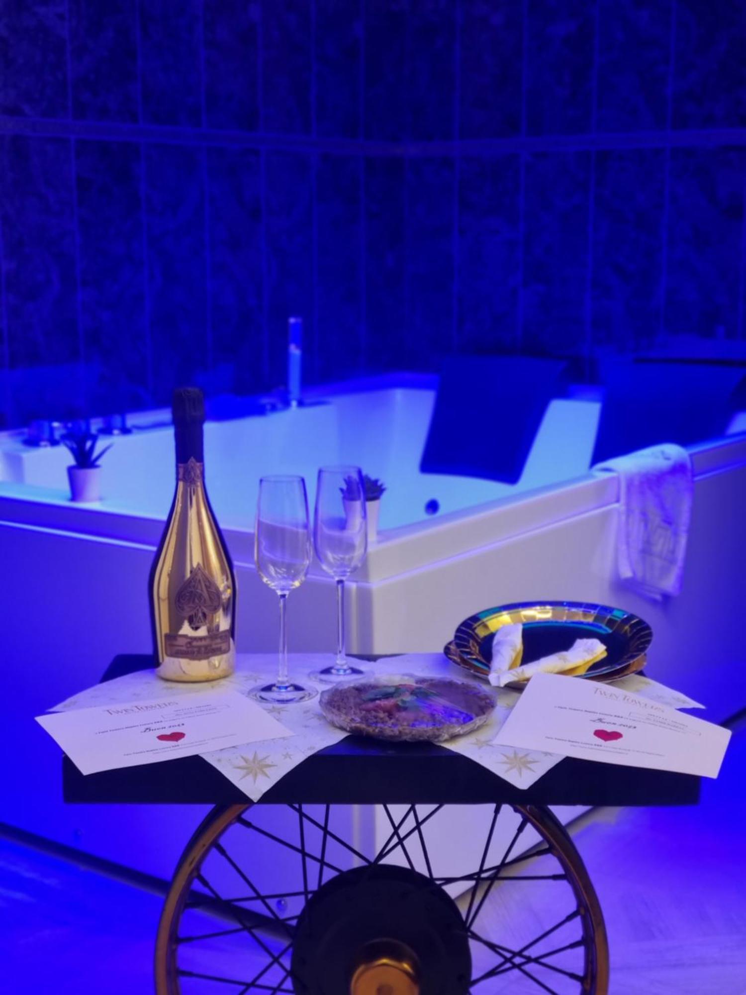 Bed & Breakfast Twin Towers Luxury Napoli